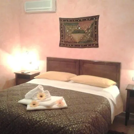 فندق مبيت وإفطار Piazza Salento