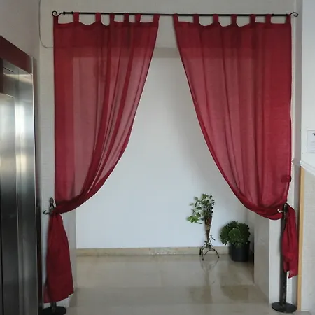 Piazza Salento ليتشي