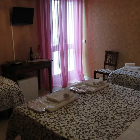 Piazza Salento ليتشي